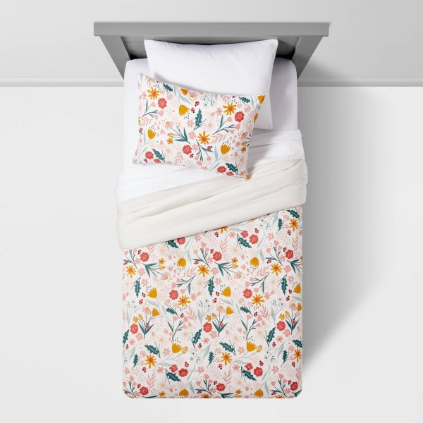 Garden Floral Kids' Comforter Set - Pillowfort™ - Image 3