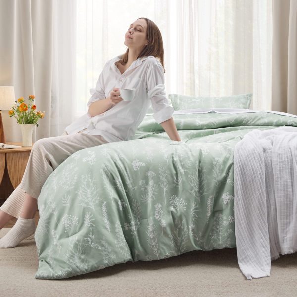 Bedsure | 2/3 Pcs Floral Printed Reversible Comforter Set with Soft Designed Plants Pattern Bedding Set - Image 68