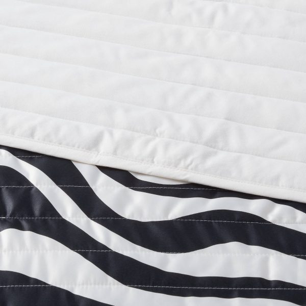 Satin Quilt - Room Essentials™ - Image 27